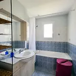 Maison Calme Proche Avec Jardin Et Terrasse - Fr-1-197-500 *
