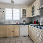 Maison Calme Proche Avec Jardin Et Terrasse - Fr-1-197-500
