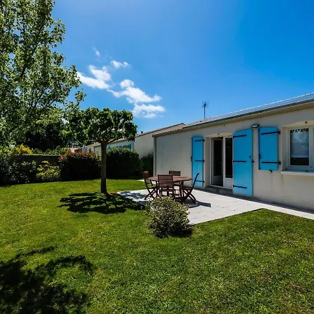 Holiday home Maison Calme Proche Avec Jardin Et Terrasse - Fr-1-197-500 *
