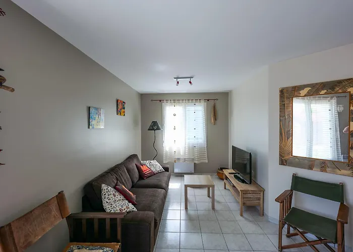 Maison Calme Proche Avec Jardin Et Terrasse - Fr-1-197-500 בית נופש